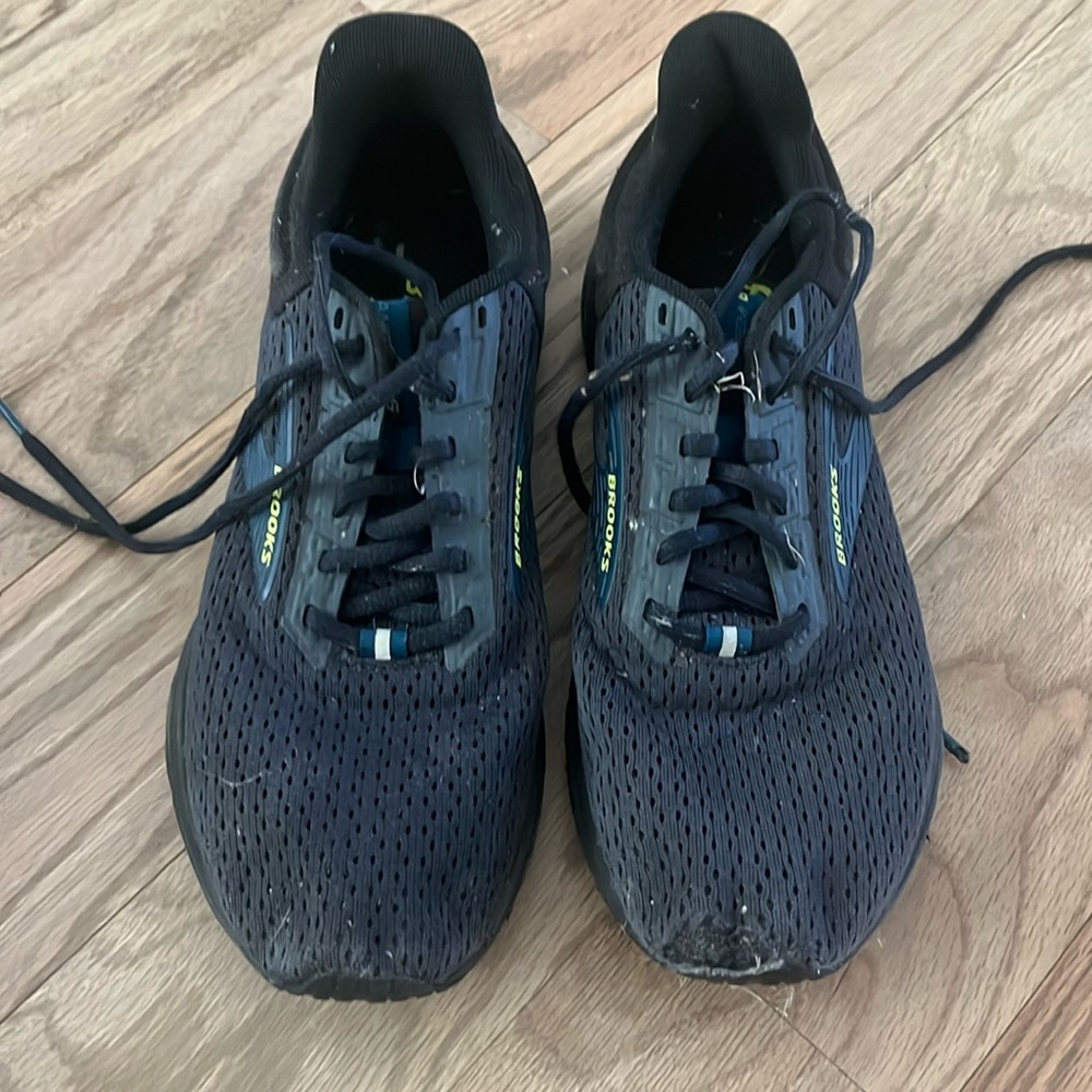 Brooks Anthem 6 Running Shoe black and blue- Men's US8